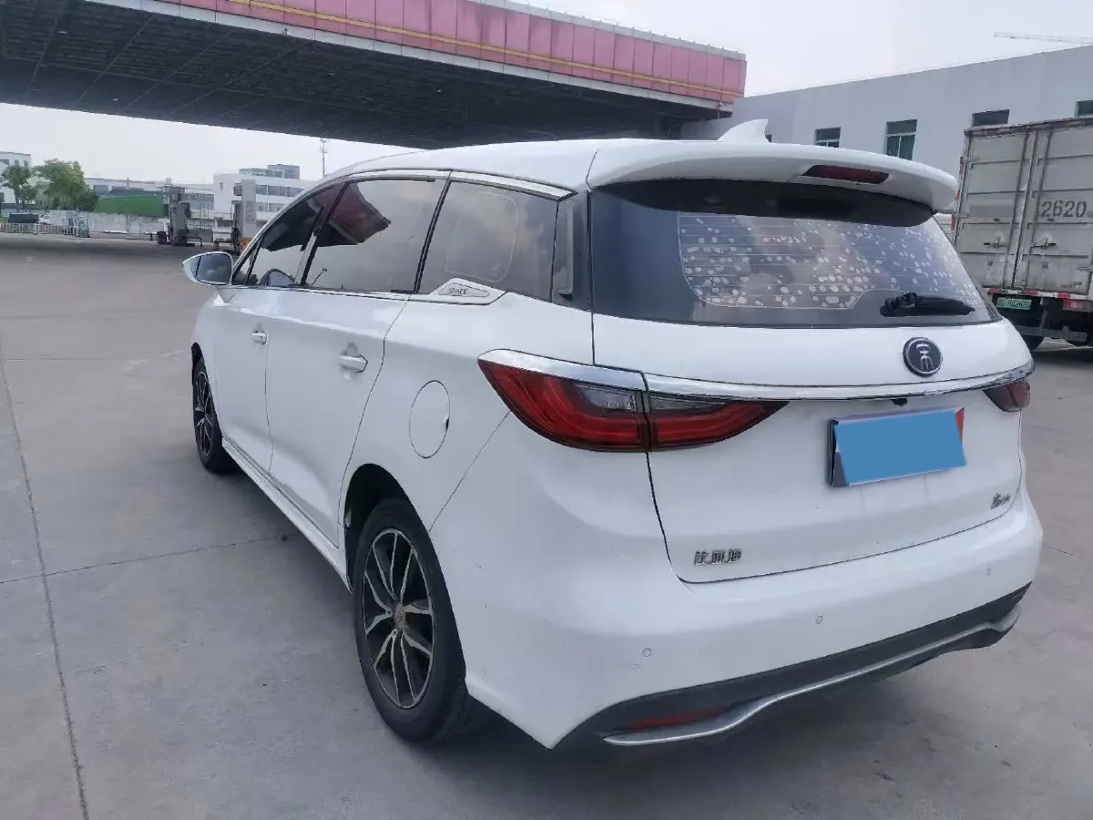 2017 BYD Song MAX 1.5T 154HP L4 6DCT,autocango,china used car exporter,china ev exporter,chinese used car exporter,chinese used ev exporter