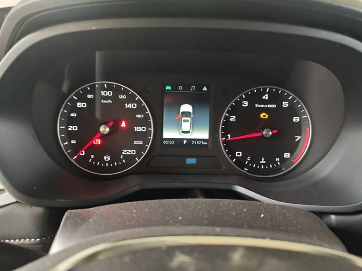 2019 Roewe i5 1.5L 120HP L4 5MT,autocango,china used car exporter,china ev exporter,chinese used car exporter,chinese used ev exporter