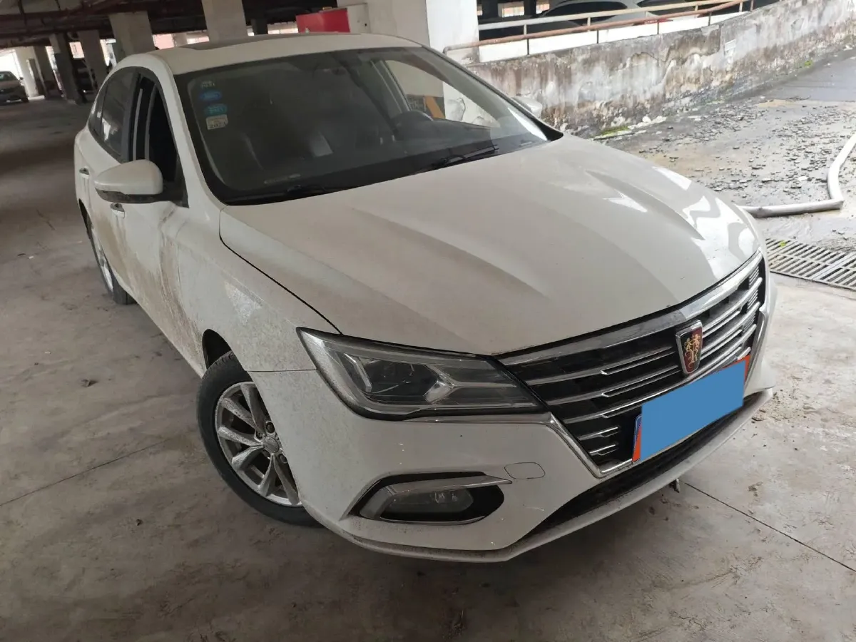 2019 Roewe i5 1.5L 120HP L4 5MT,autocango,china used car exporter,china ev exporter,chinese used car exporter,chinese used ev exporter