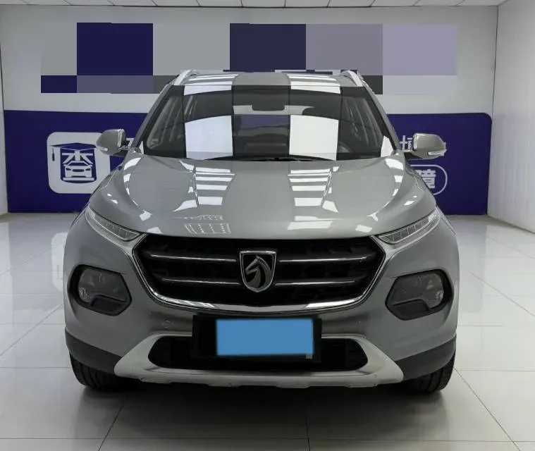 2017 BaoJun 310W 1.5L 105HP L4 6MT,autocango,china used car exporter,china ev exporter,chinese used car exporter,chinese used ev exporter