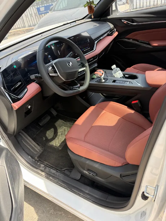 2026 ChangAn X5 PLUS 1.5T 192HP L4 7DCT,autocango,china used car exporter,china ev exporter,chinese used car exporter,chinese used ev exporter