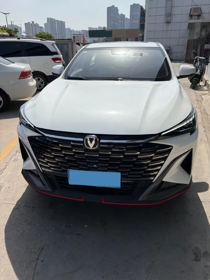 2026 ChangAn X5 PLUS 1.5T 192HP L4 7DCT,autocango,china used car exporter,china ev exporter,chinese used car exporter,chinese used ev exporter