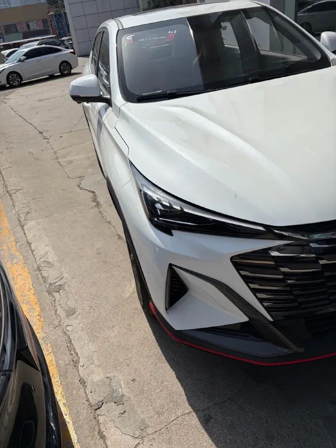 2026 ChangAn X5 PLUS 1.5T 192HP L4 7DCT,autocango,china used car exporter,china ev exporter,chinese used car exporter,chinese used ev exporter