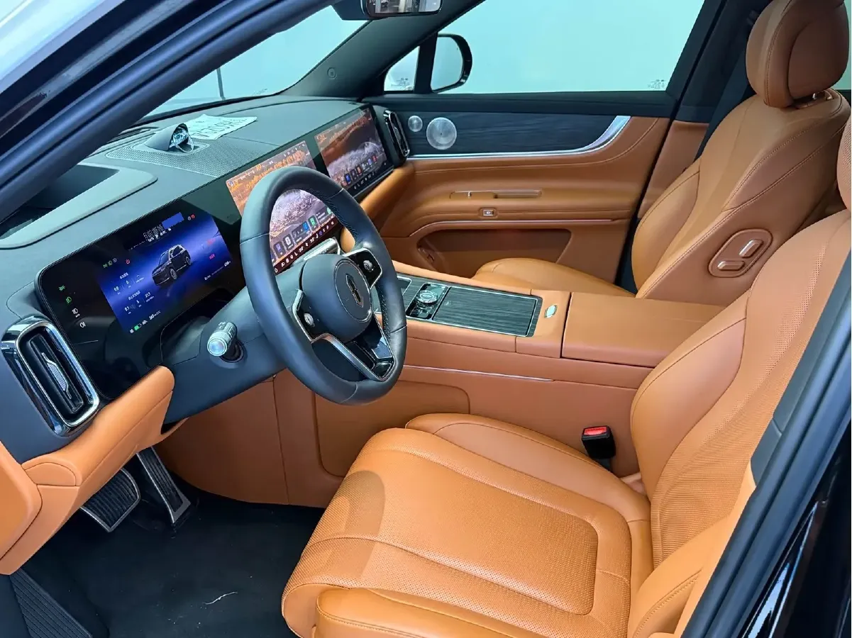 2025 AITO AITO M9 REEV 160HP REEV 52KWH,autocango,china used car exporter,china ev exporter,chinese used car exporter,chinese used ev exporter