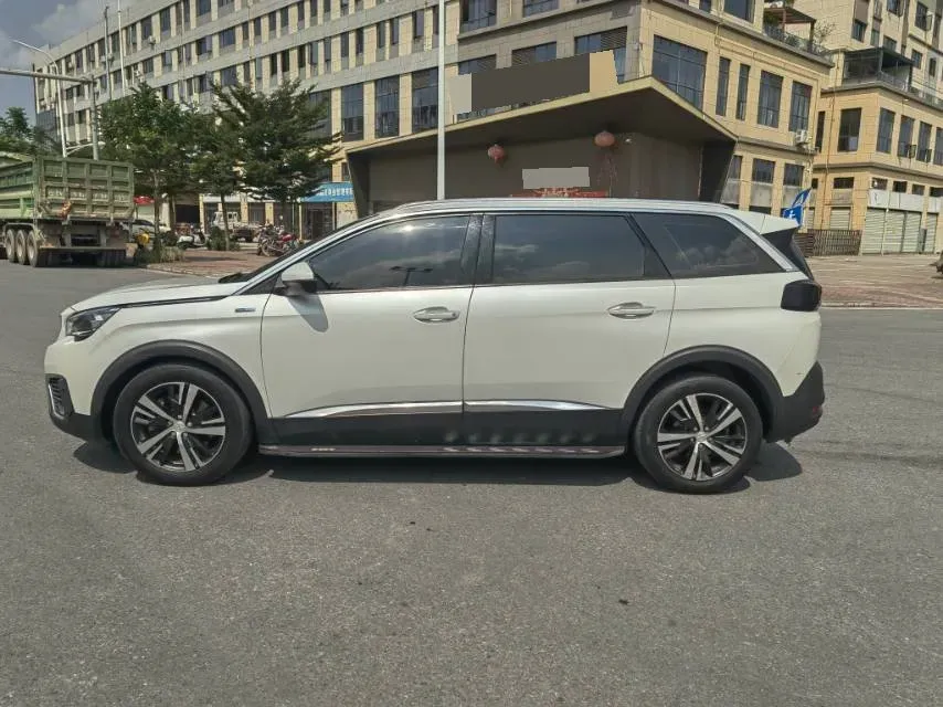 2019 Peugeot 5008 1.6T 167HP L4 6AT,autocango,china used car exporter,china ev exporter,chinese used car exporter,chinese used ev exporter