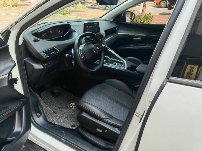 2019 Peugeot 5008 1.6T 167HP L4 6AT,autocango,china used car exporter,china ev exporter,chinese used car exporter,chinese used ev exporter