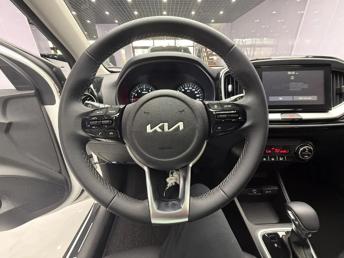 2021 Kia KX1 1.4L 100HP L4 CVT,autocango,china used car exporter,china ev exporter,chinese used car exporter,chinese used ev exporter