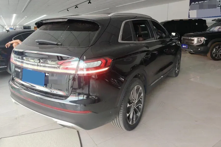 2021 Lincoln Nautilus 2.0T 245HP L4 8AT,autocango,china used car exporter,china ev exporter,chinese used car exporter,chinese used ev exporter