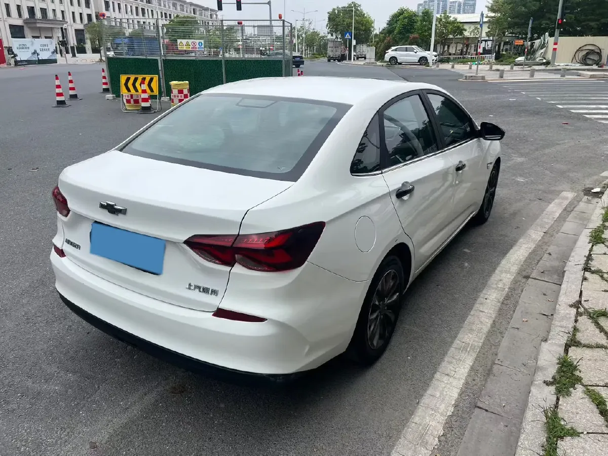 2021 Chevrolet Monza 1.5L 113HP L4 6AT,autocango,china used car exporter,china ev exporter,chinese used car exporter,chinese used ev exporter