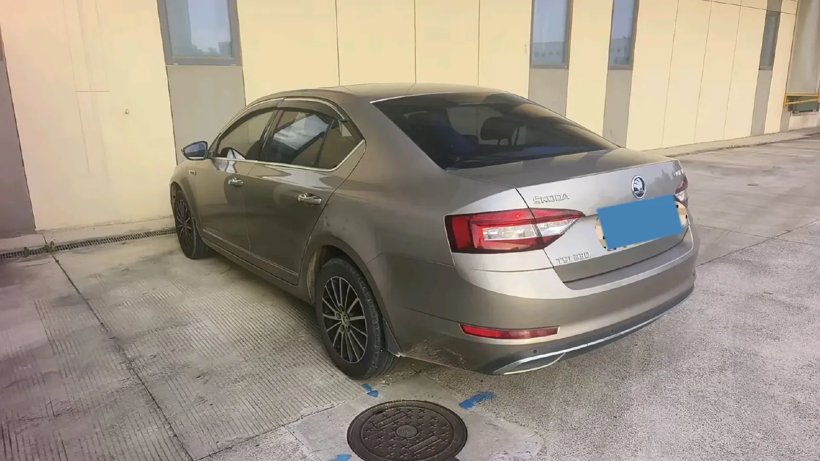 2018 Skoda Octavia 1.2T 116HP L4 7DCT,autocango,china used car exporter,china ev exporter,chinese used car exporter,chinese used ev exporter