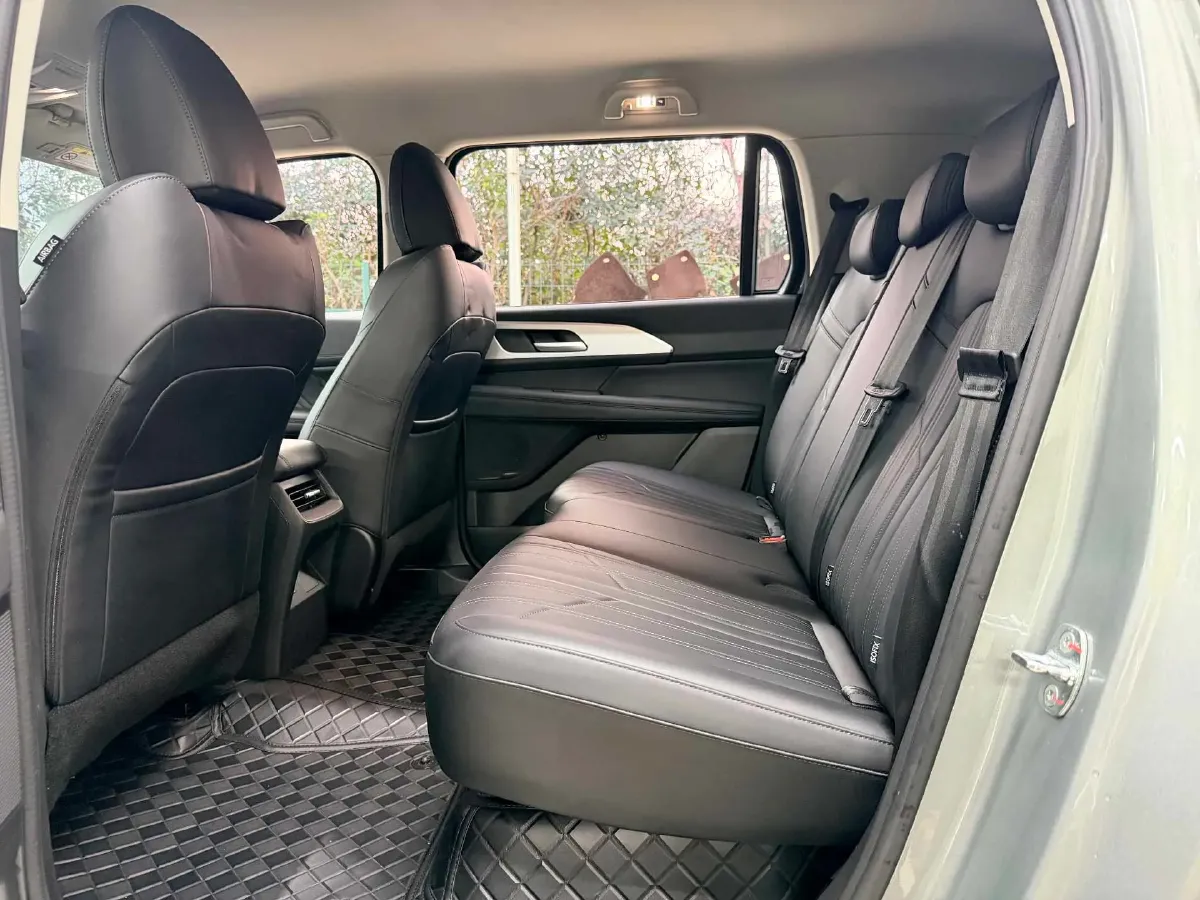 2023 Haval H5 2.0T 224HP L4 8AT,autocango,china used car exporter,china ev exporter,chinese used car exporter,chinese used ev exporter