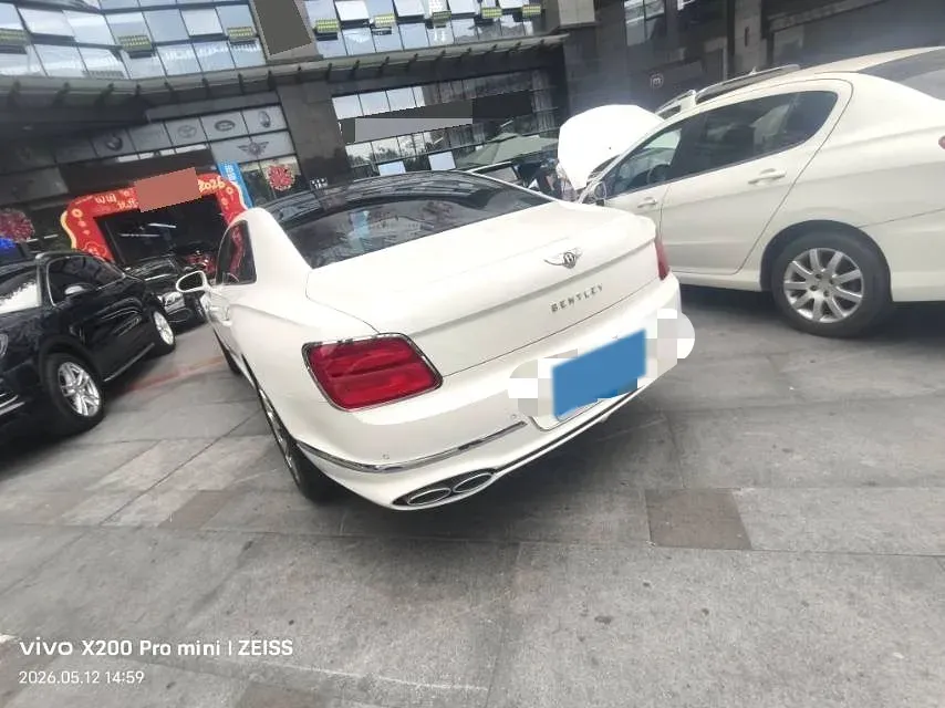 2022 Bentley Flying Spur 4.0T 550HP V8 8DCT,autocango,china used car exporter,china ev exporter,chinese used car exporter,chinese used ev exporter
