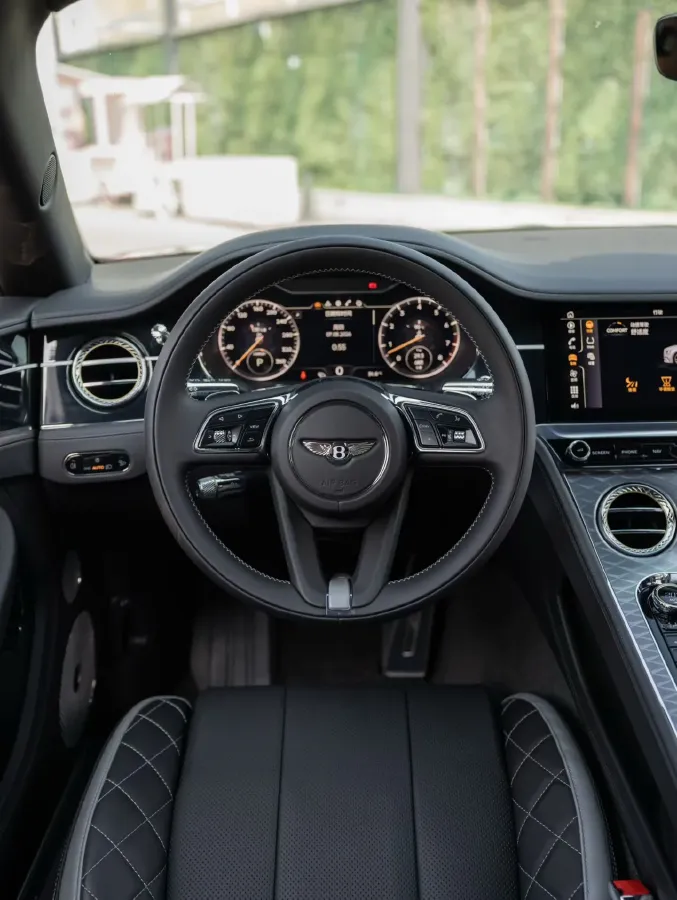 2022 Bentley Continental 4.0T 549HP V8 8DCT,autocango,china used car exporter,china ev exporter,chinese used car exporter,chinese used ev exporter