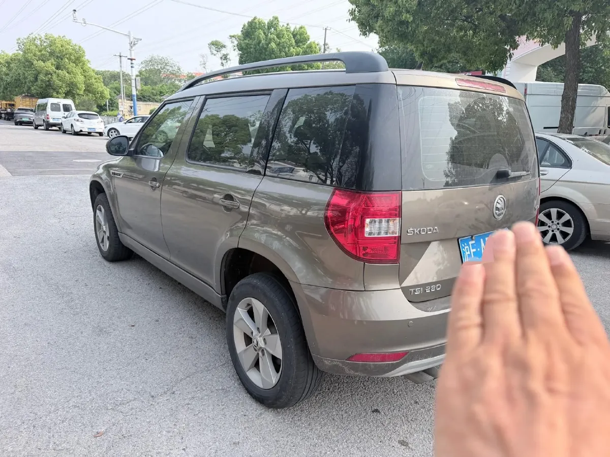 2016 Skoda Yeti 1.4T 150HP L4 7DCT,autocango,china used car exporter,china ev exporter,chinese used car exporter,chinese used ev exporter
