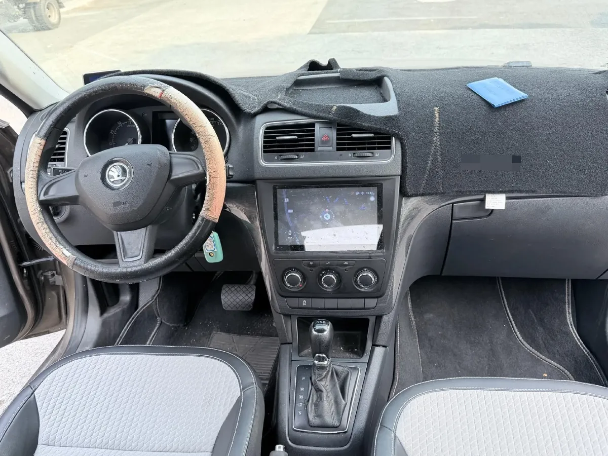2016 Skoda Yeti 1.4T 150HP L4 7DCT,autocango,china used car exporter,china ev exporter,chinese used car exporter,chinese used ev exporter