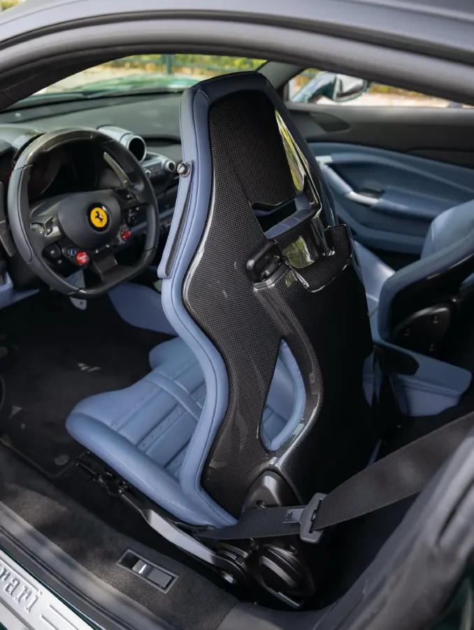 2019 Aston Martin DB11 5.2T 639HP V12 8AT,autocango,china used car exporter,china ev exporter,chinese used car exporter,chinese used ev exporter