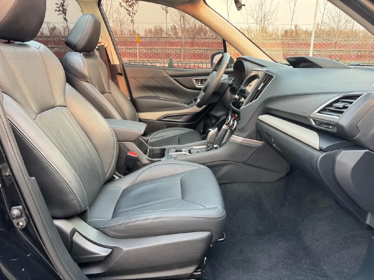2022 Subaru Forester 2.0L 154HP H4 CVT,autocango,china used car exporter,china ev exporter,chinese used car exporter,chinese used ev exporter