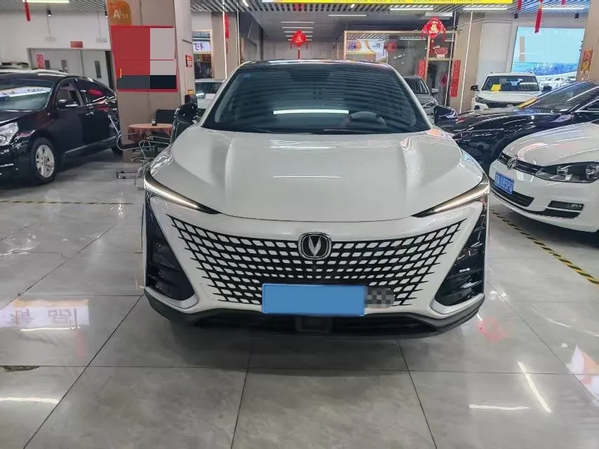 2020 ChangAn UNI-T 1.5T 180HP L4 7DCT,autocango,china used car exporter,china ev exporter,chinese used car exporter,chinese used ev exporter