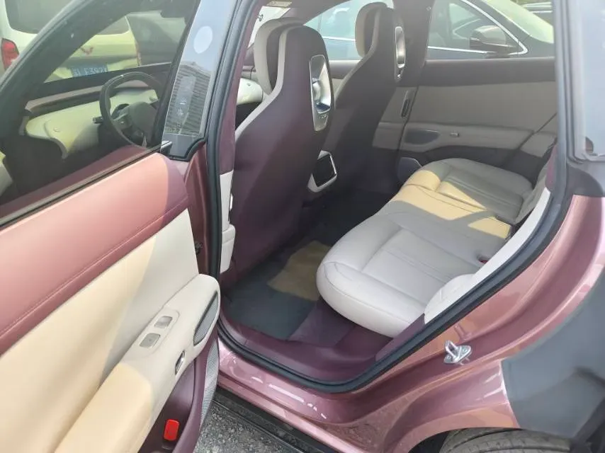 2025 MI YU7 BEV 101.7KWH,autocango,china used car exporter,china ev exporter,chinese used car exporter,chinese used ev exporter