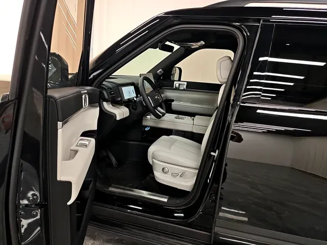 2025 FangChengBao Tai 7 1.5T 156HP L4 E-CVT PHEV,autocango,china used car exporter,china ev exporter,chinese used car exporter,chinese used ev exporter