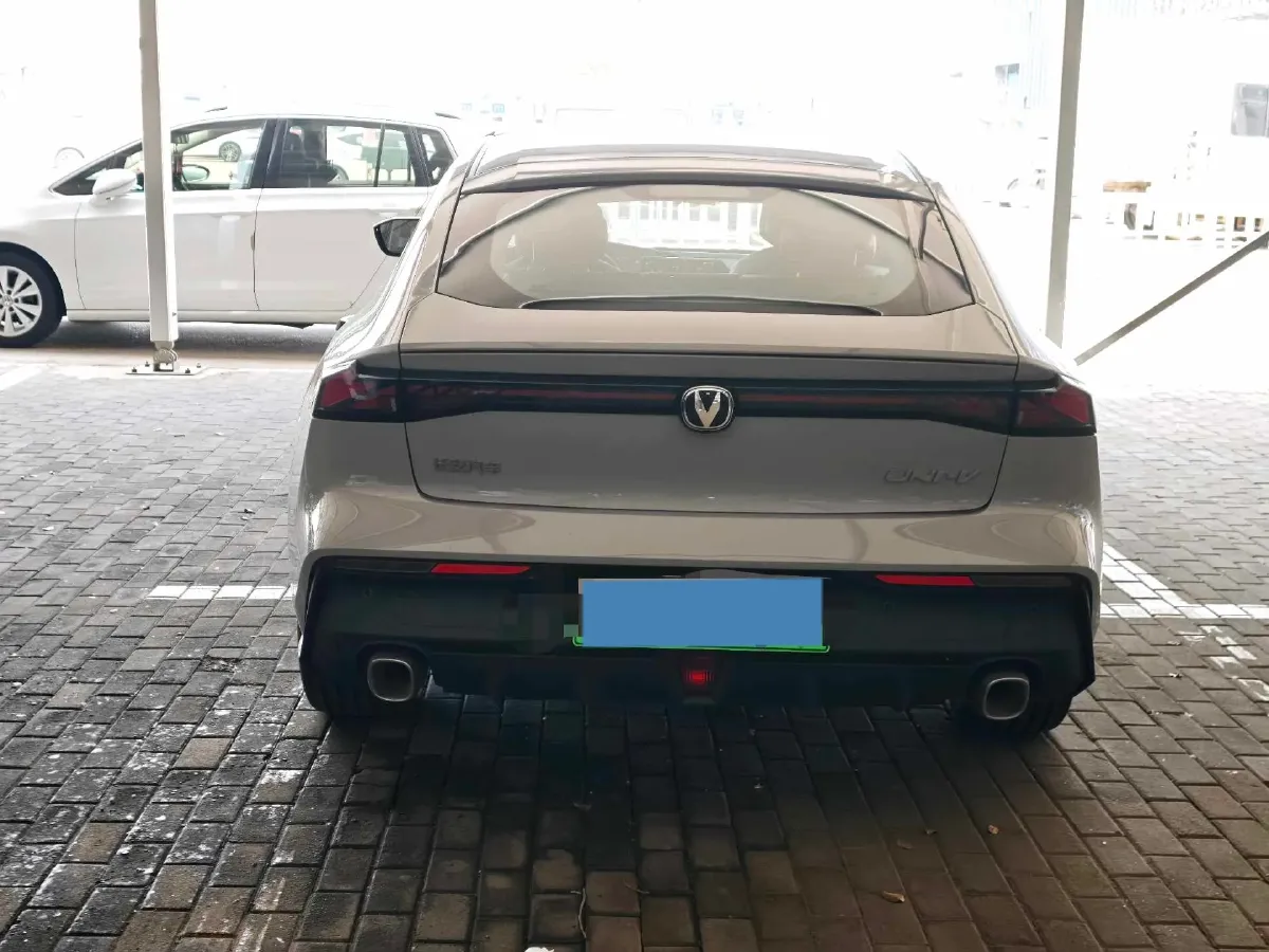 2023 ChangAn UNI-V iDD 1.5T 170HP L4 6TCT PHEV 18.4KWH,autocango,china used car exporter,china ev exporter,chinese used car exporter,chinese used ev exporter