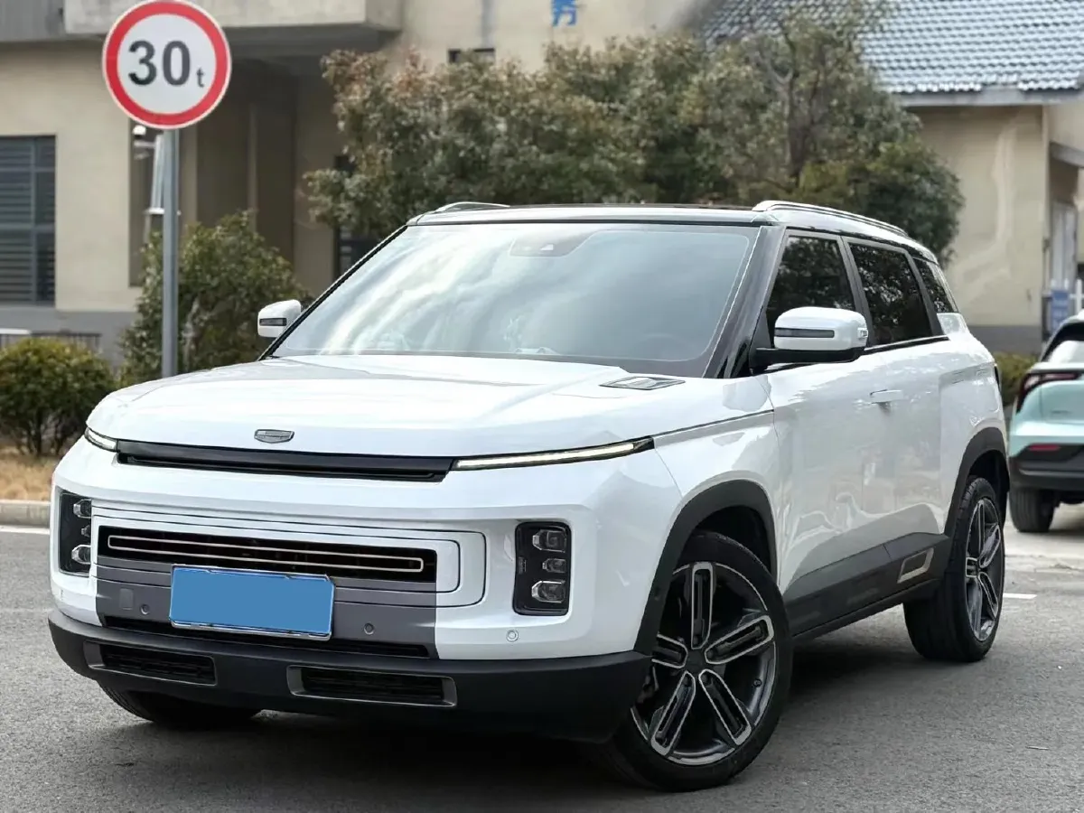 2020 Geely ICON 1.5T 177HP L3 7DCT,autocango,china used car exporter,china ev exporter,chinese used car exporter,chinese used ev exporter