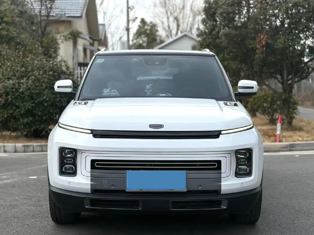2020 Geely ICON 1.5T 177HP L3 7DCT,autocango,china used car exporter,china ev exporter,chinese used car exporter,chinese used ev exporter