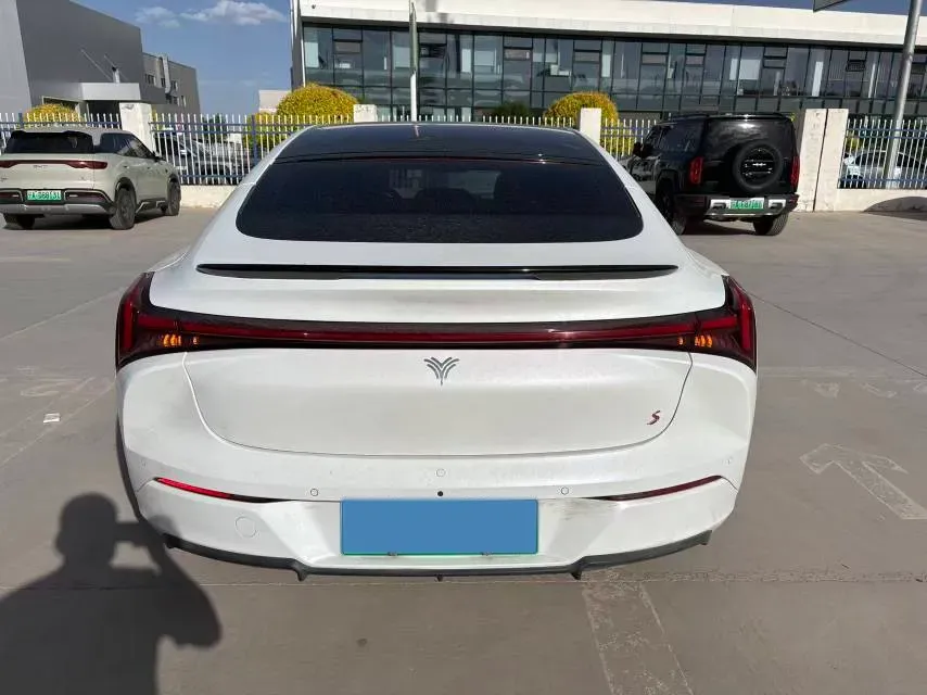 2022 Neta S BEV 84.5KWH,autocango,china used car exporter,china ev exporter,chinese used car exporter,chinese used ev exporter