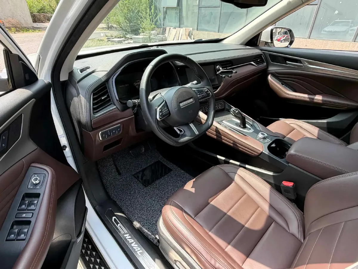 2020 Haval F7 2.0T 224HP L4 7DCT,autocango,china used car exporter,china ev exporter,chinese used car exporter,chinese used ev exporter