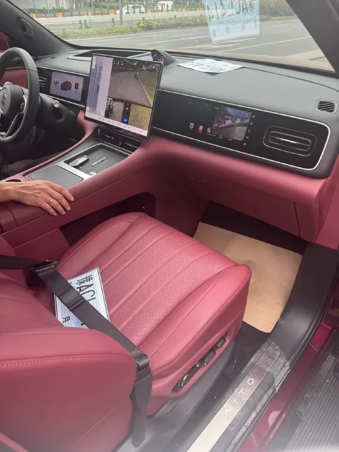 2026 AITO AITO M7 REEV 160HP REEV,autocango,china used car exporter,china ev exporter,chinese used car exporter,chinese used ev exporter