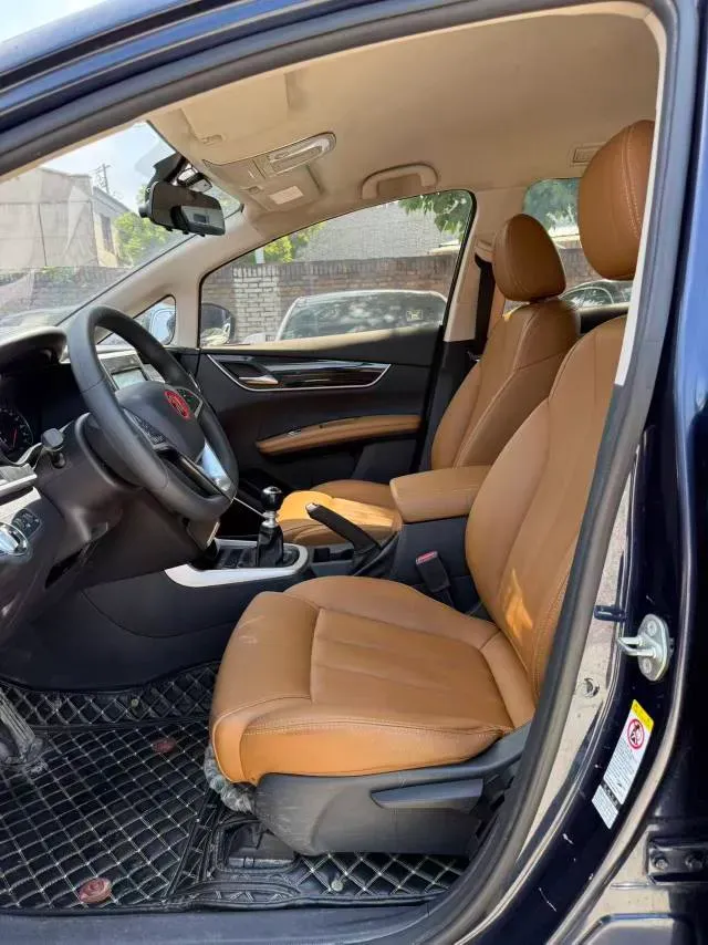 2018 BYD Song MAX 1.5T 154HP L4 6MT,autocango,china used car exporter,china ev exporter,chinese used car exporter,chinese used ev exporter