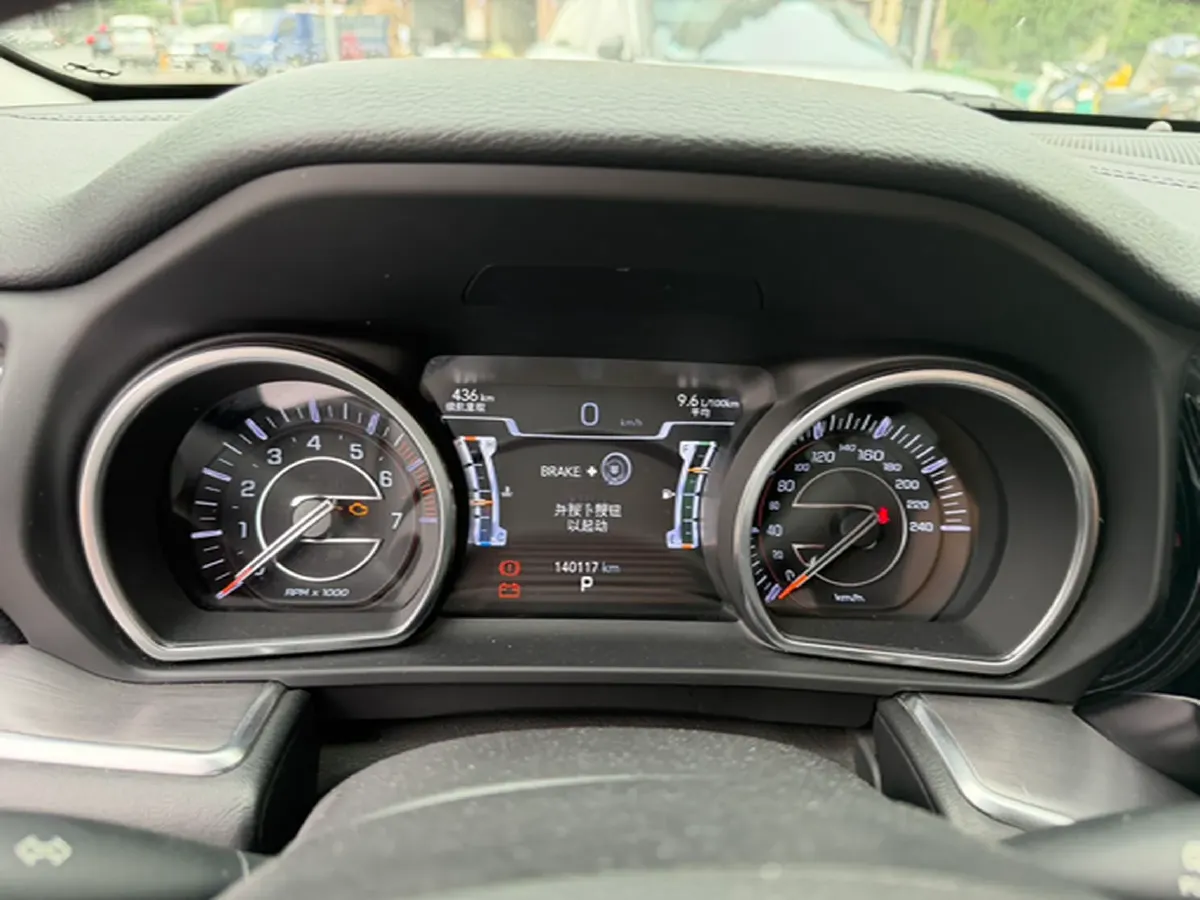 2018 Jeep Grand Commander 2.0T 265HP L4 9AT,autocango,china used car exporter,china ev exporter,chinese used car exporter,chinese used ev exporter