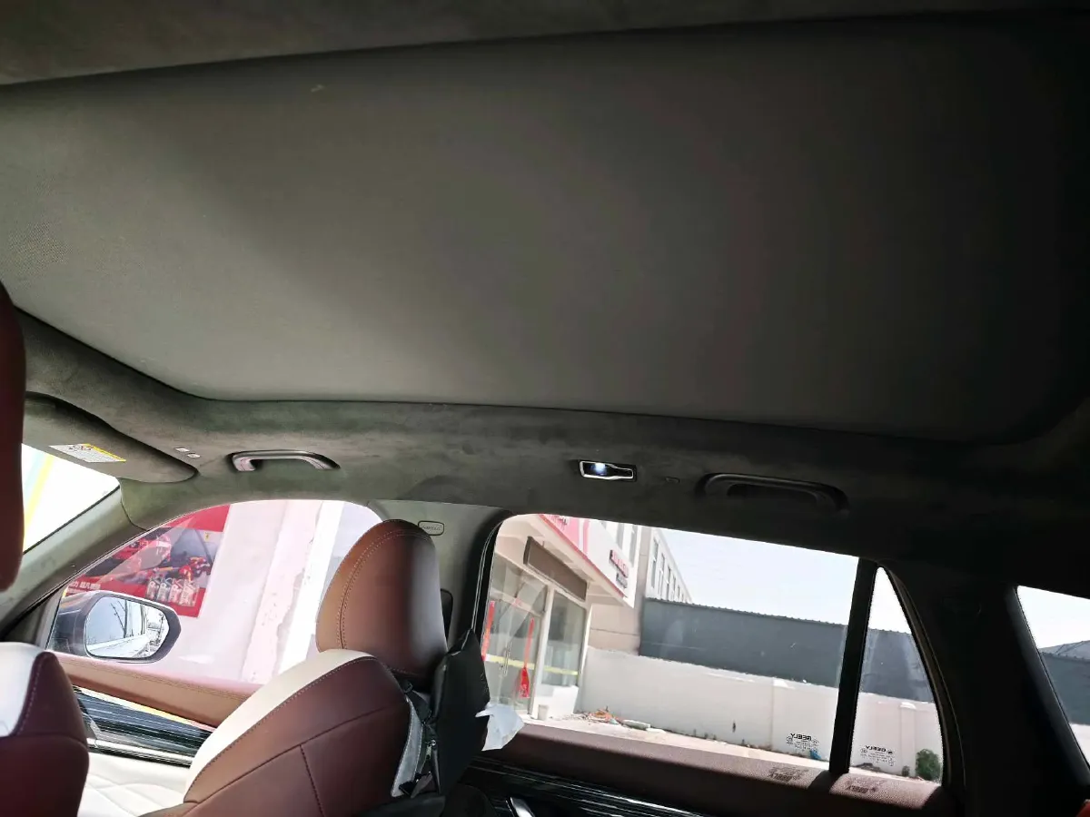 2021 Geely Monjaro 2.0T 218HP L4 7DCT,autocango,china used car exporter,china ev exporter,chinese used car exporter,chinese used ev exporter