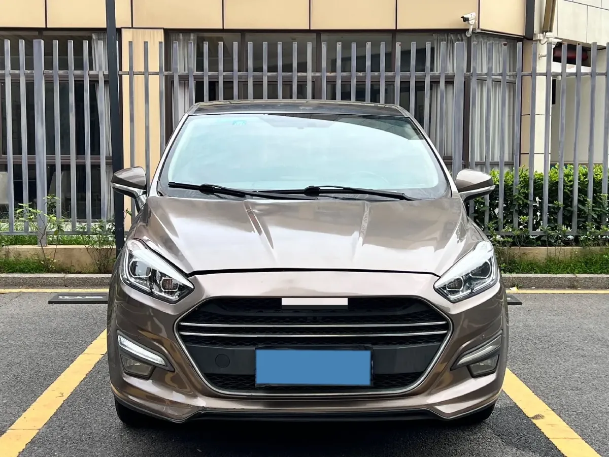 2017 LiFan XuanLang 2.0L 141HP L4 CVT,autocango,china used car exporter,china ev exporter,chinese used car exporter,chinese used ev exporter