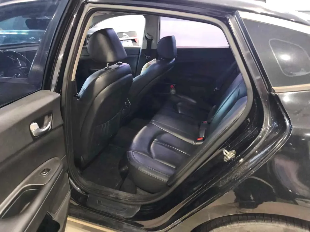 2016 Kia K5 2.0L 156HP L4 6AT Hybrid,autocango,china used car exporter,china ev exporter,chinese used car exporter,chinese used ev exporter