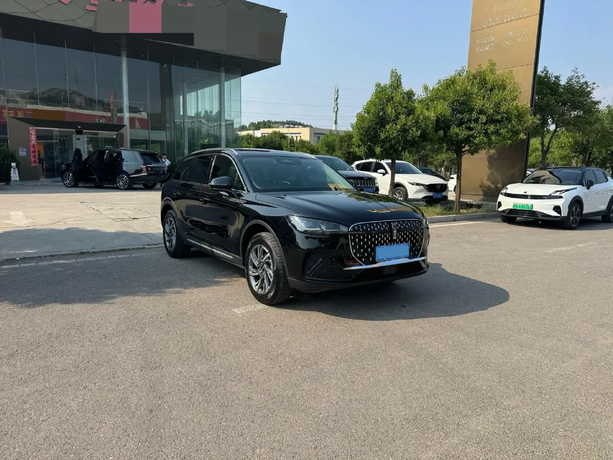 2023 Lincoln Corsair 2.0T 261HP L4 8AT,autocango,china used car exporter,china ev exporter,chinese used car exporter,chinese used ev exporter