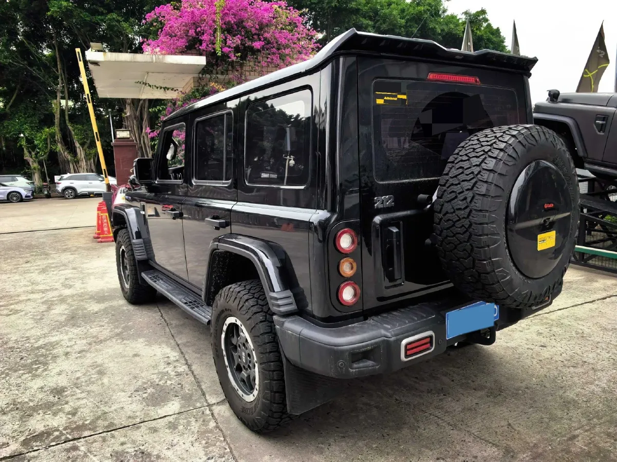 2025 212 212 T01 2.0T 252HP L4 8AT,autocango,china used car exporter,china ev exporter,chinese used car exporter,chinese used ev exporter