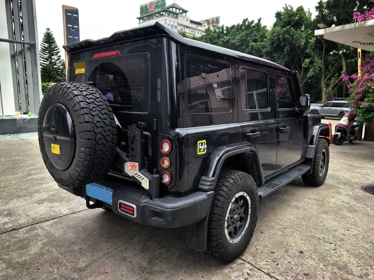 2025 212 212 T01 2.0T 252HP L4 8AT,autocango,china used car exporter,china ev exporter,chinese used car exporter,chinese used ev exporter