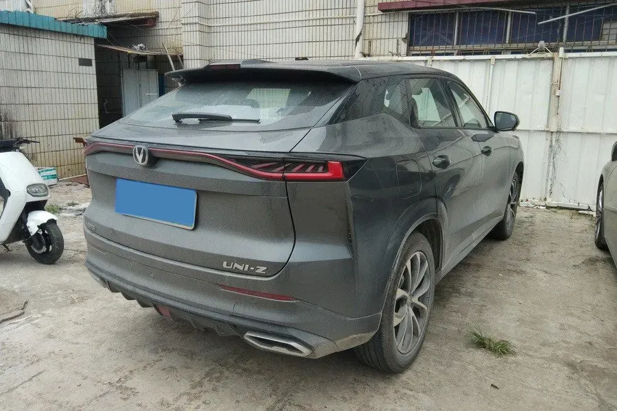 2025 ChangAn UNI-Z 1.5L 98HP L4 E-CVT PHEV 18.4KWH,autocango,china used car exporter,china ev exporter,chinese used car exporter,chinese used ev exporter