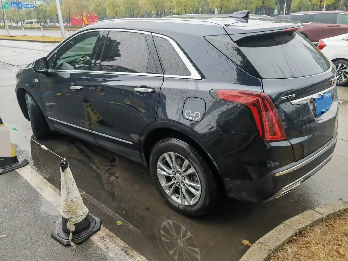 2021 Cadillac XT5 2.0T 237HP L4 9AT,autocango,china used car exporter,china ev exporter,chinese used car exporter,chinese used ev exporter