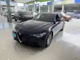 2017 Alfa Romeo Giulia 2.0T 200HP L4 8AT