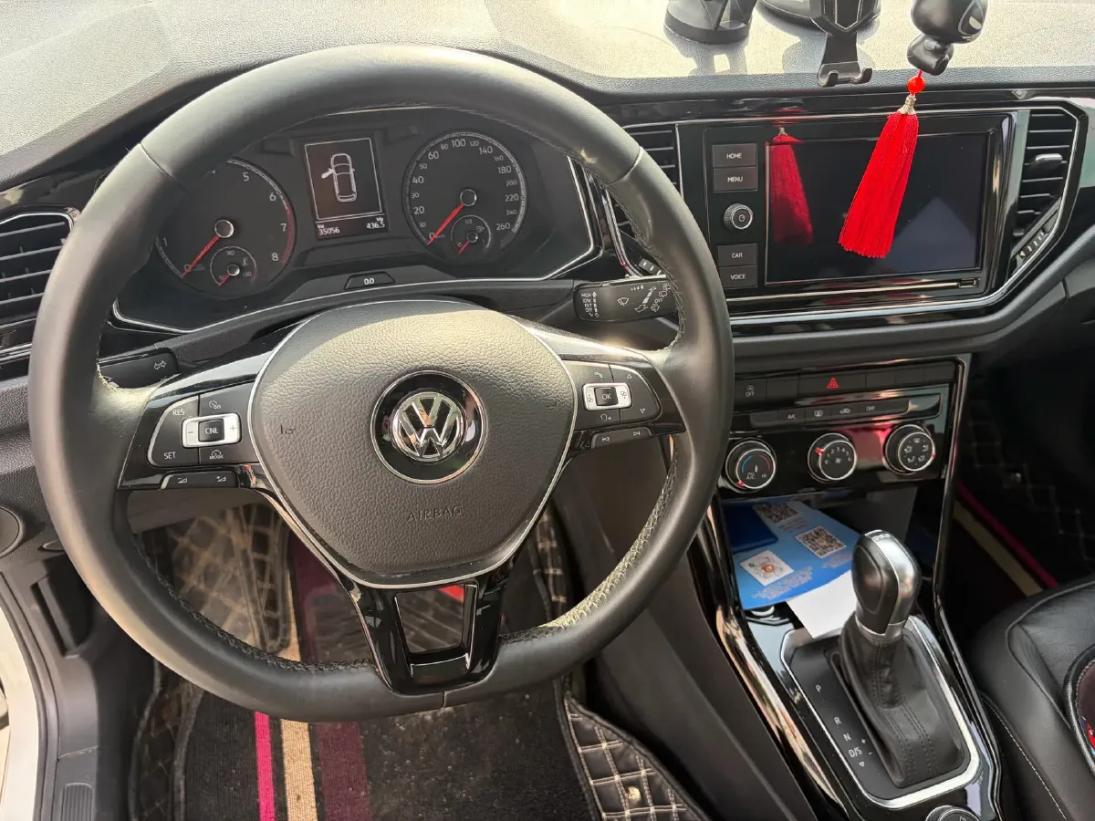 2019 Volkswagen T-Roc 1.4T 150HP L4 7DCT,autocango,china used car exporter,china ev exporter,chinese used car exporter,chinese used ev exporter