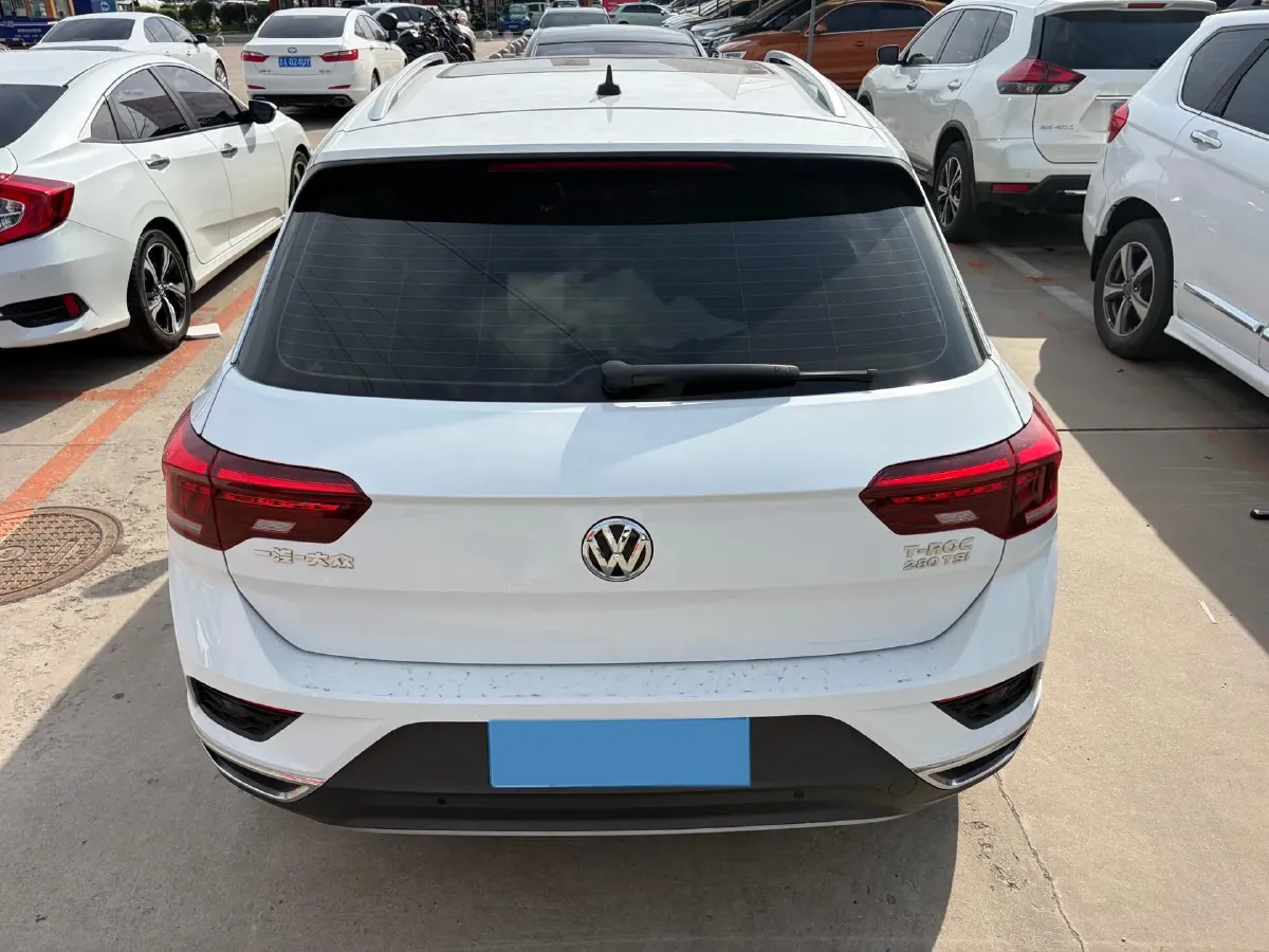 2019 Volkswagen T-Roc 1.4T 150HP L4 7DCT,autocango,china used car exporter,china ev exporter,chinese used car exporter,chinese used ev exporter