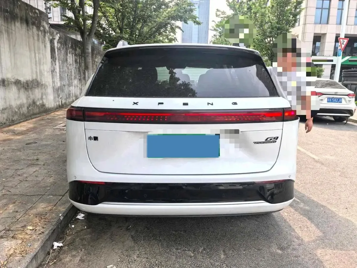 2022 Jeep Gladiator 3.6L 284HP V6 8AT,autocango,china used car exporter,china ev exporter,chinese used car exporter,chinese used ev exporter