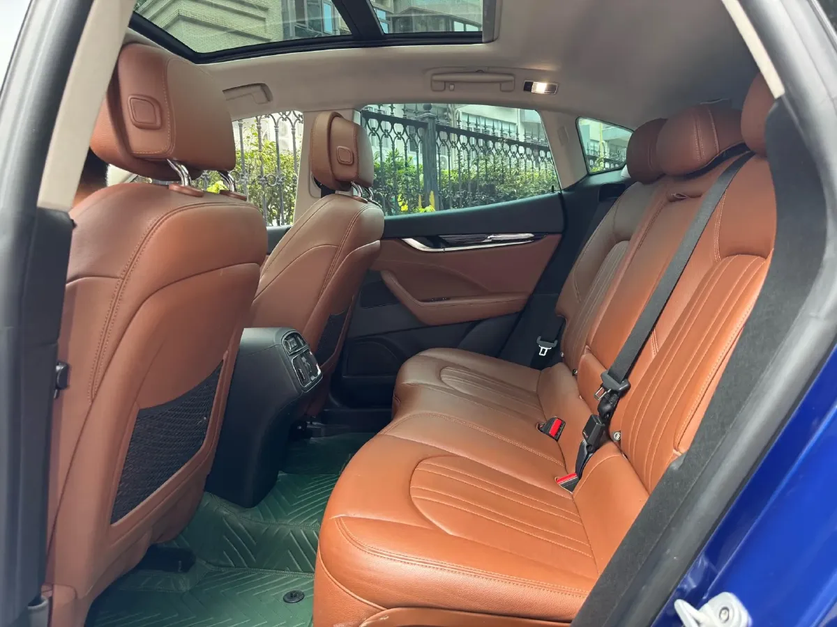 2019 Maserati Levante 3.0T 350HP V6 8AT,autocango,china used car exporter,china ev exporter,chinese used car exporter,chinese used ev exporter