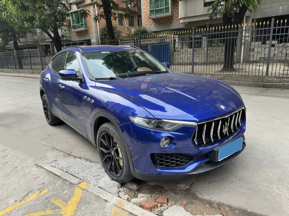 2019 Maserati Levante 3.0T 350HP V6 8AT,autocango,china used car exporter,china ev exporter,chinese used car exporter,chinese used ev exporter