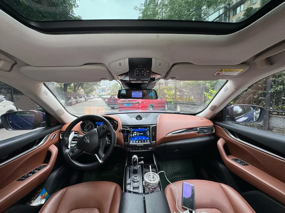 2019 Maserati Levante 3.0T 350HP V6 8AT,autocango,china used car exporter,china ev exporter,chinese used car exporter,chinese used ev exporter