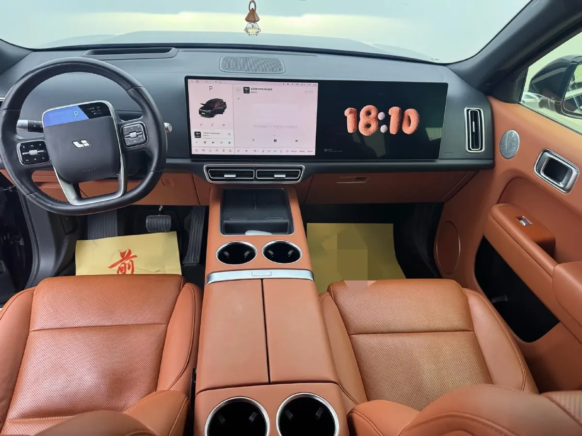 2023 Li L8 Range Extended 154HP REEV 40.9KWH,autocango,china used car exporter,china ev exporter,chinese used car exporter,chinese used ev exporter