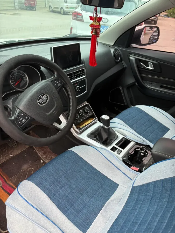 2019 Bestune T33 1.6L 114HP L4 5MT,autocango,china used car exporter,china ev exporter,chinese used car exporter,chinese used ev exporter