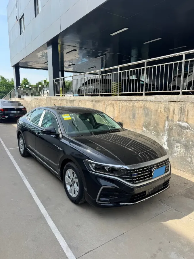 2025 Volkswagen Passat 1.4T 150HP L4 6DCT PHEV,autocango,china used car exporter,china ev exporter,chinese used car exporter,chinese used ev exporter